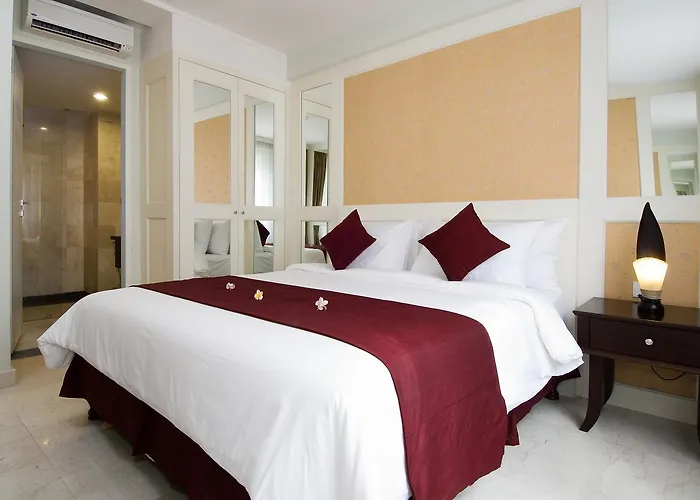 Resort Kuta 4*